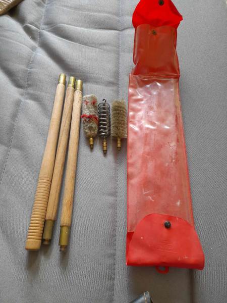 Ancien n&eacute;cessaire de nettoyage pour fusil pas cher