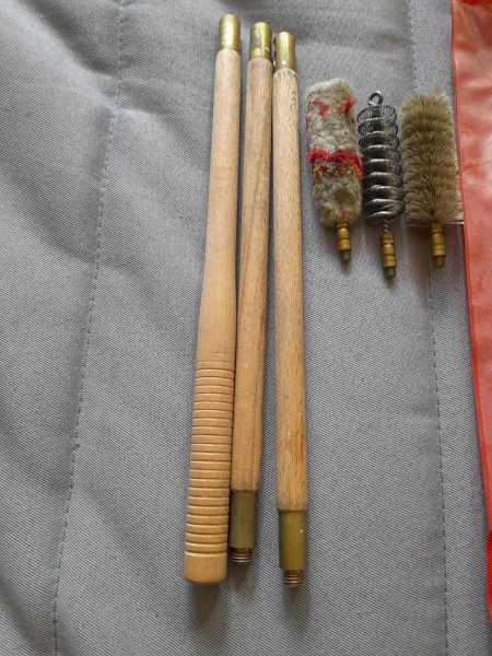 Ancien n&eacute;cessaire de nettoyage pour fusil