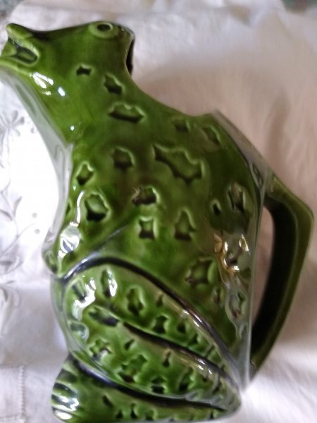 Ancien pichet grenouille l'h&eacute;ritier guyot dijon