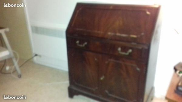 Ancien secr&eacute;taire