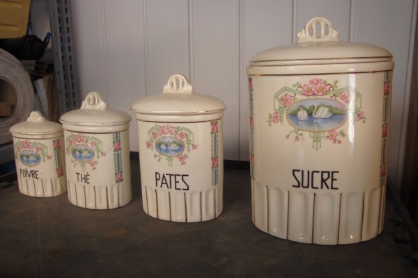 Ancien service a epices