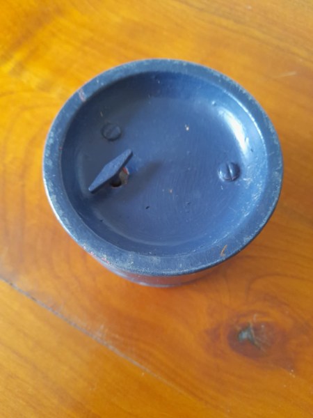 Vente Ancienne boite &agrave; musique en bois -