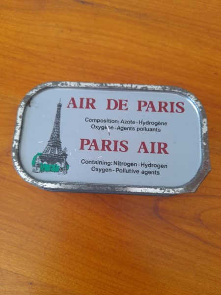 Ancienne boite en m&eacute;tal " air de paris - gadluco