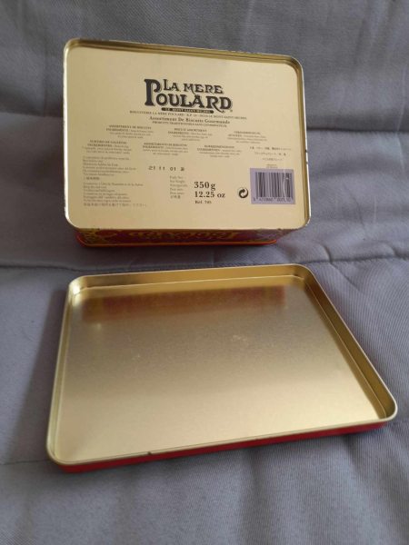 Vente Ancienne boite en m&eacute;tal vide la mere poulard