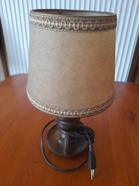 Ancienne lampe de chevet en bois style chandelier