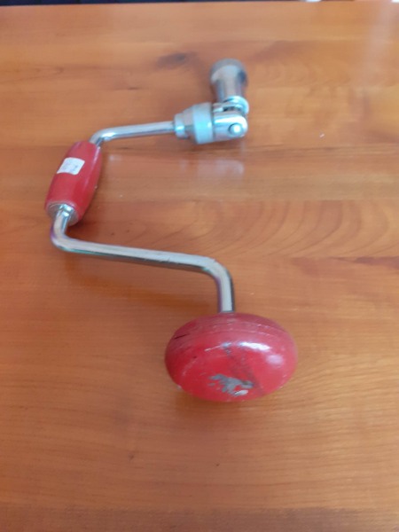 Ancienne perceuse &agrave; main pas cher