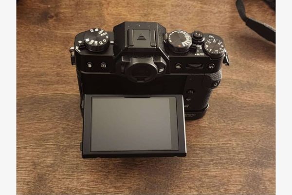 Vente Appareil photo fujifilm x-t30 ii.