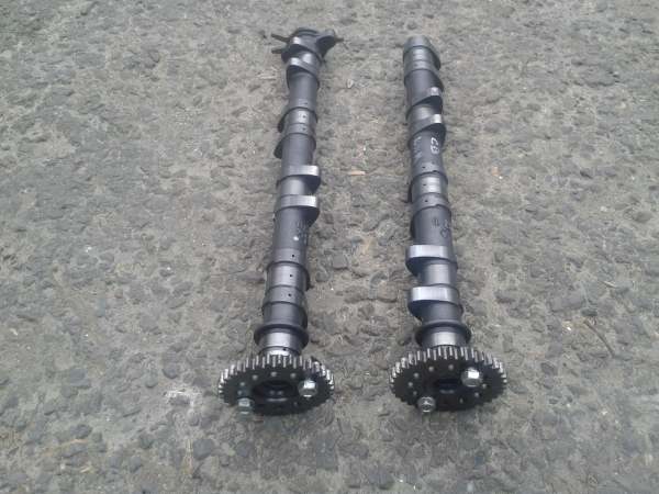 Arbres a cames honda cb 1000 r  2010