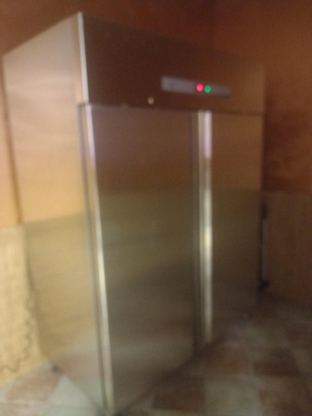 -	armoire frigorifique positive double porte inox