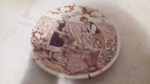 Assiette décorative en porcelaine " castelroux "n4