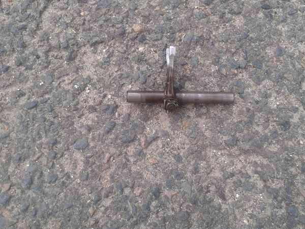 Annonce Axe de boite honda 600 shadow 2000