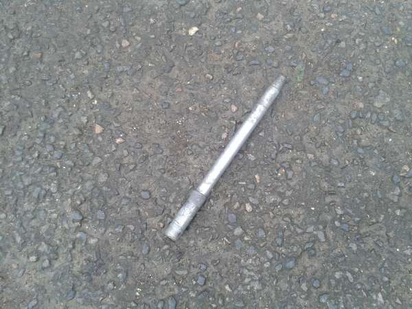 Axe roue avant 50 derby sm 2015 pas cher