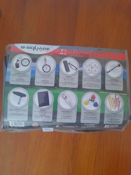 Vente B - square - set accessoires de golf