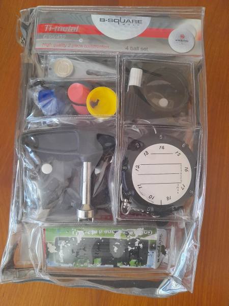 B - square - set accessoires de golf pas cher