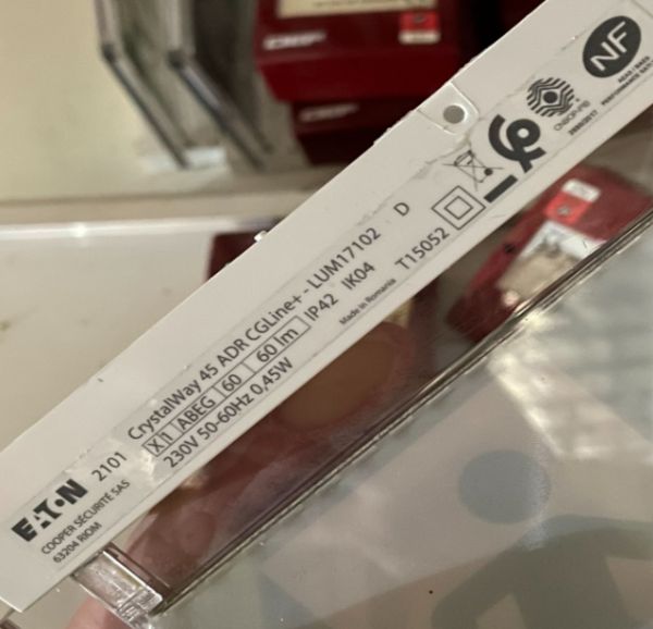 Baes sati eaton luminox pas cher