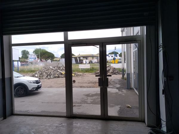 Vente Baies vitr&eacute;es et portes aluminium