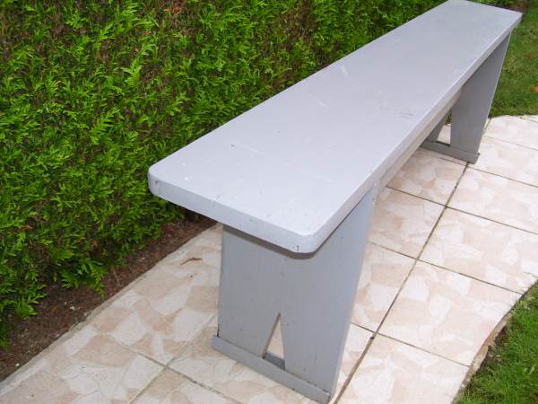 Vente Banc en bois couleur gris clair