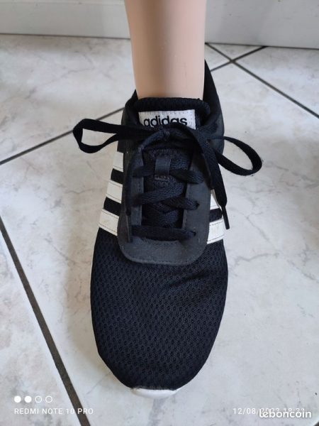 Baskets adidas noir toile 41.5 pas cher