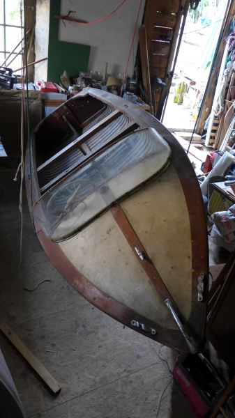 Annonce Bateau hors bord en acajou vernis