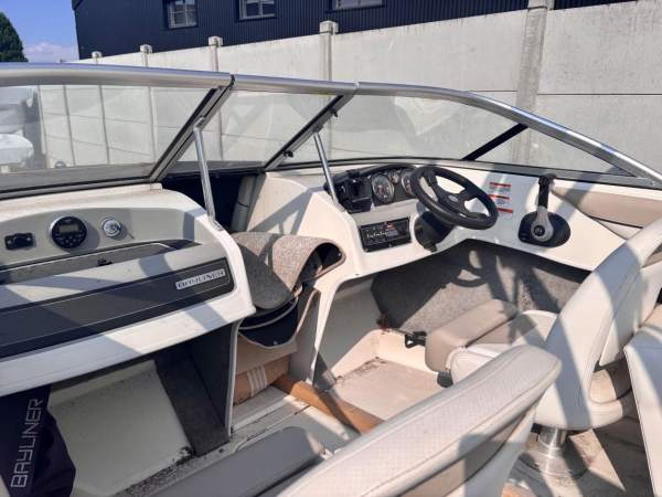 Vente Bayliner 180 bowrider