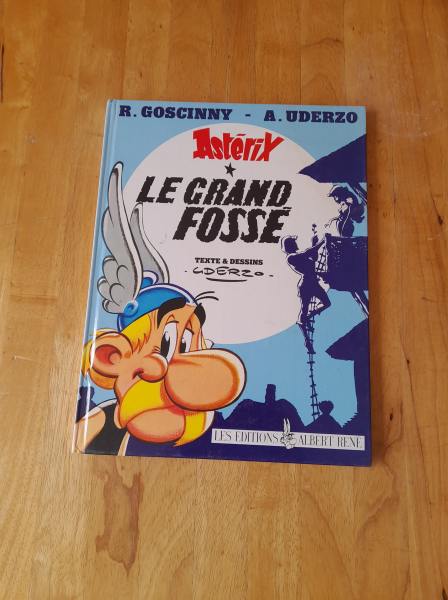 Bd astérix le grand fossé