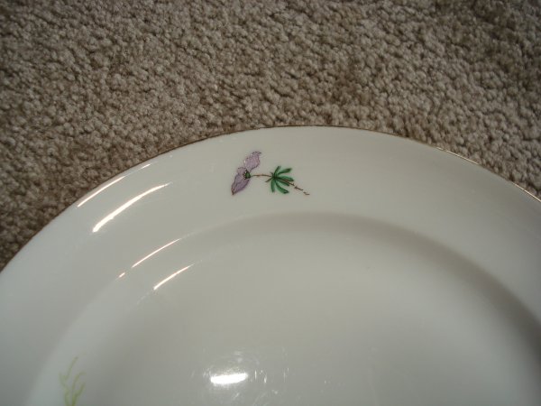 Beau service 42 pi&egrave;ces porcelaine vintage 1965 pas cher