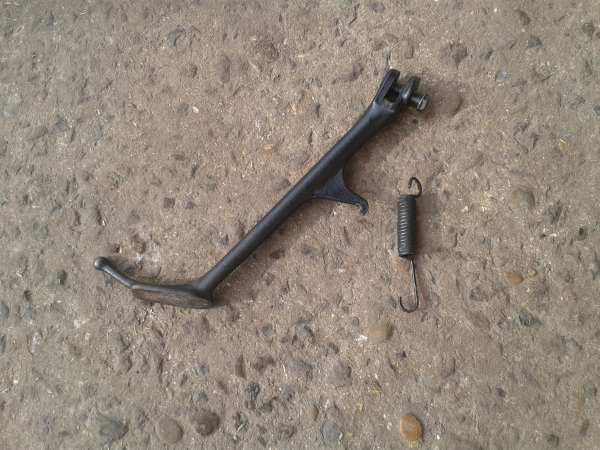 Béquille latérale honda pc 800 pacific coast 1989