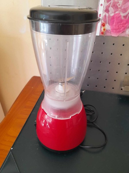 Vente Blender 600 ml - rouge et bol en plastique