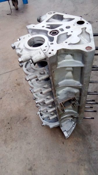 Vente Bloc moteur ferrari 365 gtc4