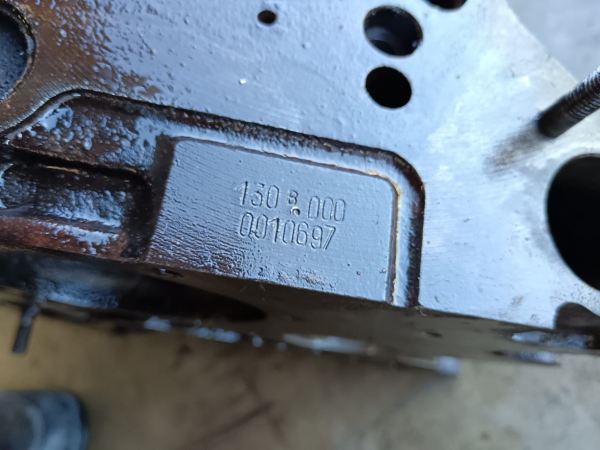 Annonce Bloc moteur fiat 130 3.2