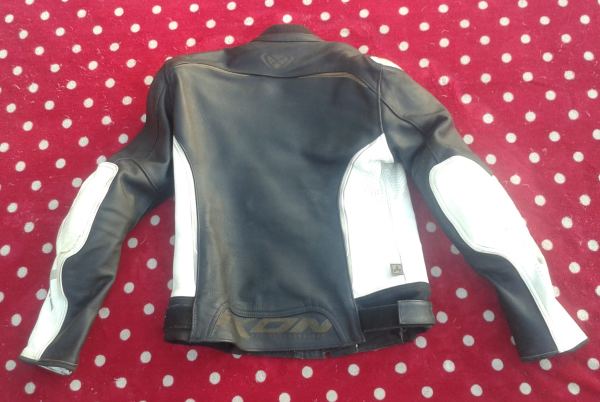 Annonce Blouson moto taille m