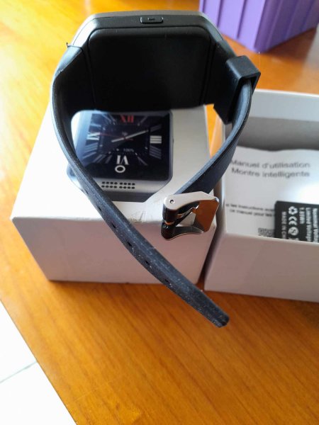 Vente Bluetooth montre connectée smartwatch q18