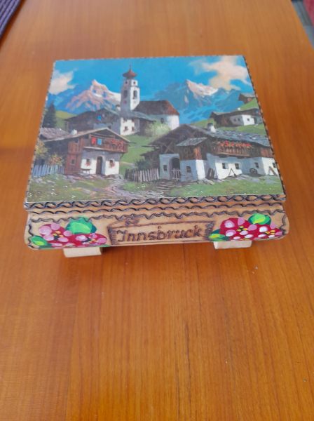 Boite &agrave; bijoux en bois " innsbruck "