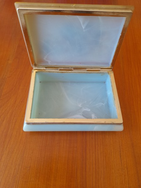 Boite &agrave; bijoux en plastique pas cher