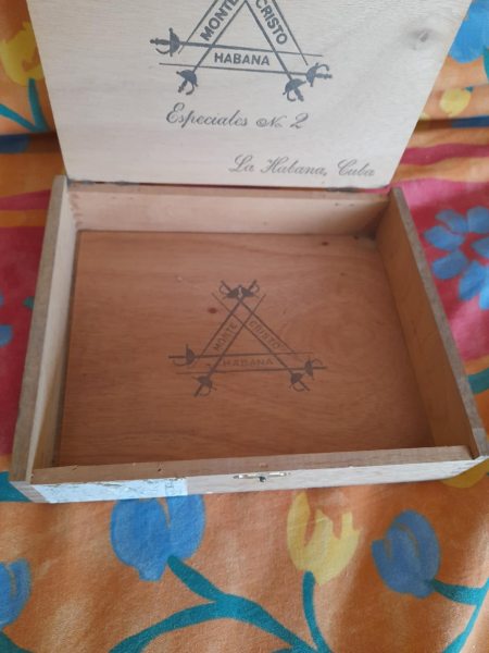 Vente Bo&icirc;te &agrave; cigares ancienne monte cristo habana 25