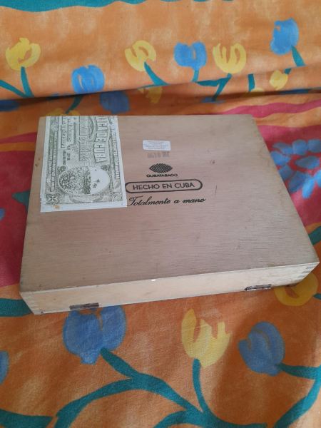 Bo&icirc;te &agrave; cigares ancienne monte cristo habana 25 pas cher