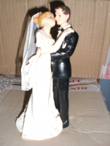 Annonce Boite coeur - coussin - colombe - mariees mariage