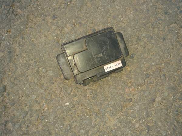Boite fusible kawasaki 750 zxr 1996