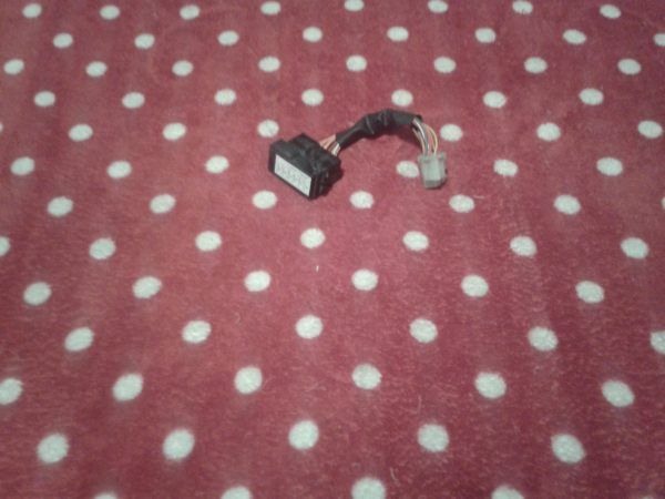 Boite fusible scooter suzuki 125 sixteen 2014