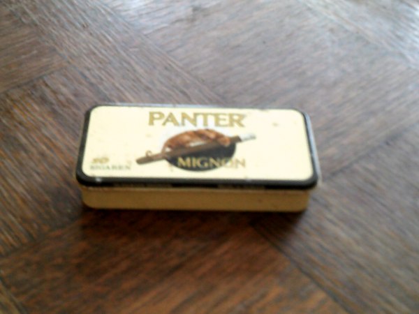 Boite m&eacute;tal panter mignon