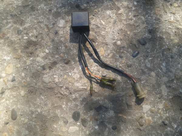 Boitier cdi yamaha 200 it 1978 pas cher