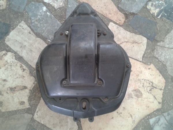 Boitier filtre a air honda pc800 pacifi coast 1999