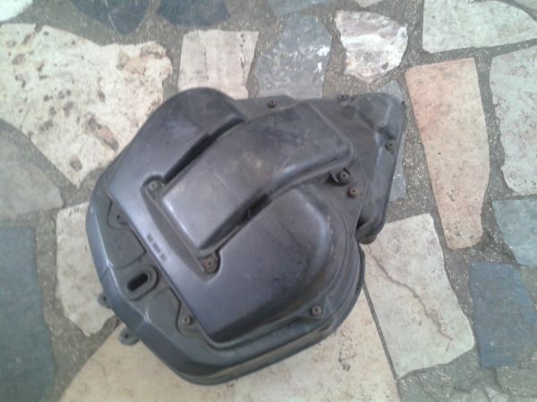 Boitier filtre a air honda pc800 pacifi coast 1999 pas cher