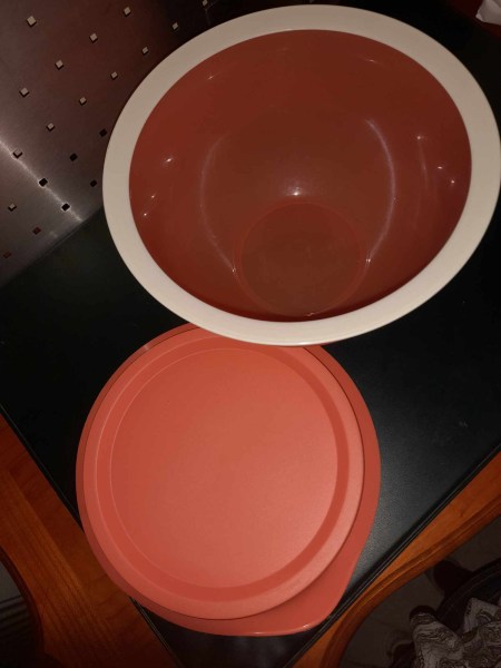 Vente Bol saladier mélangeur tupperware 2,5 l - orange