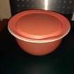 Annonce Bol saladier mélangeur tupperware 2,5 l - orange