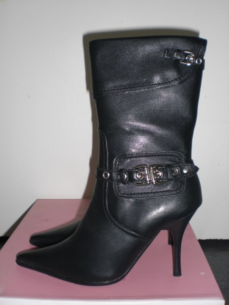 Vente Botte art original t.37 ou botte t.37 ou 36 neuve