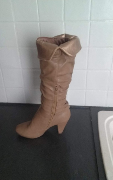 Bottes beiges avec noeud poiture 37