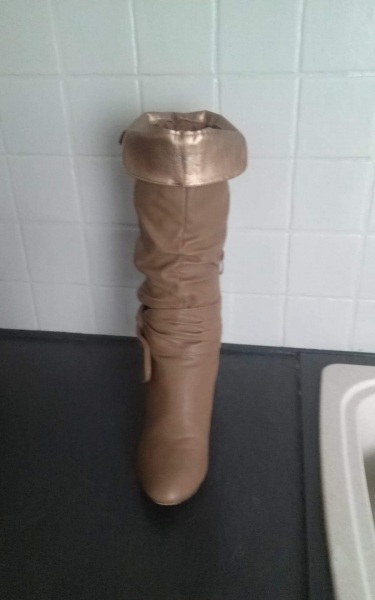 Vente Bottes beiges avec noeud poiture 37