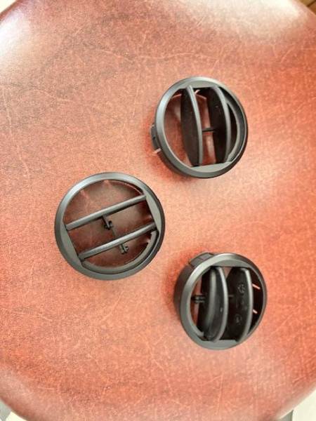 Bouches d'a&eacute;ration tableau de bord ferrari f40 pas cher