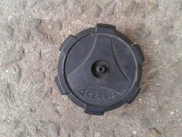 Vente Bouchon acerbis suzuki 175 pe 1981